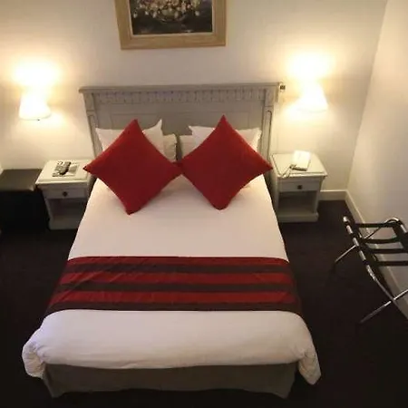 Agate Hotel 3*