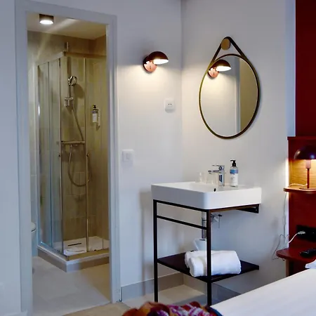 Agate Hotel 3*