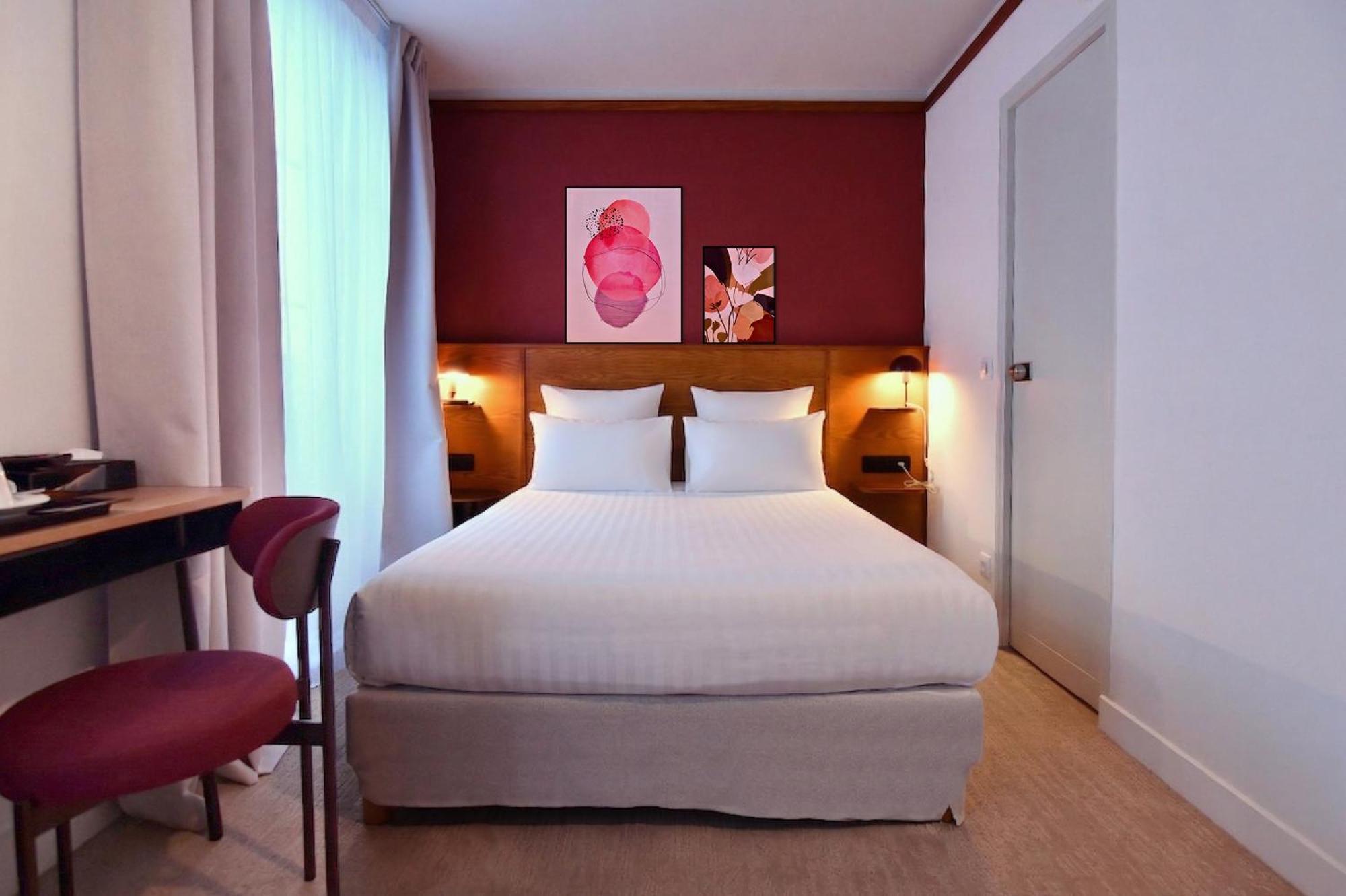 Agate Hotel 3*
